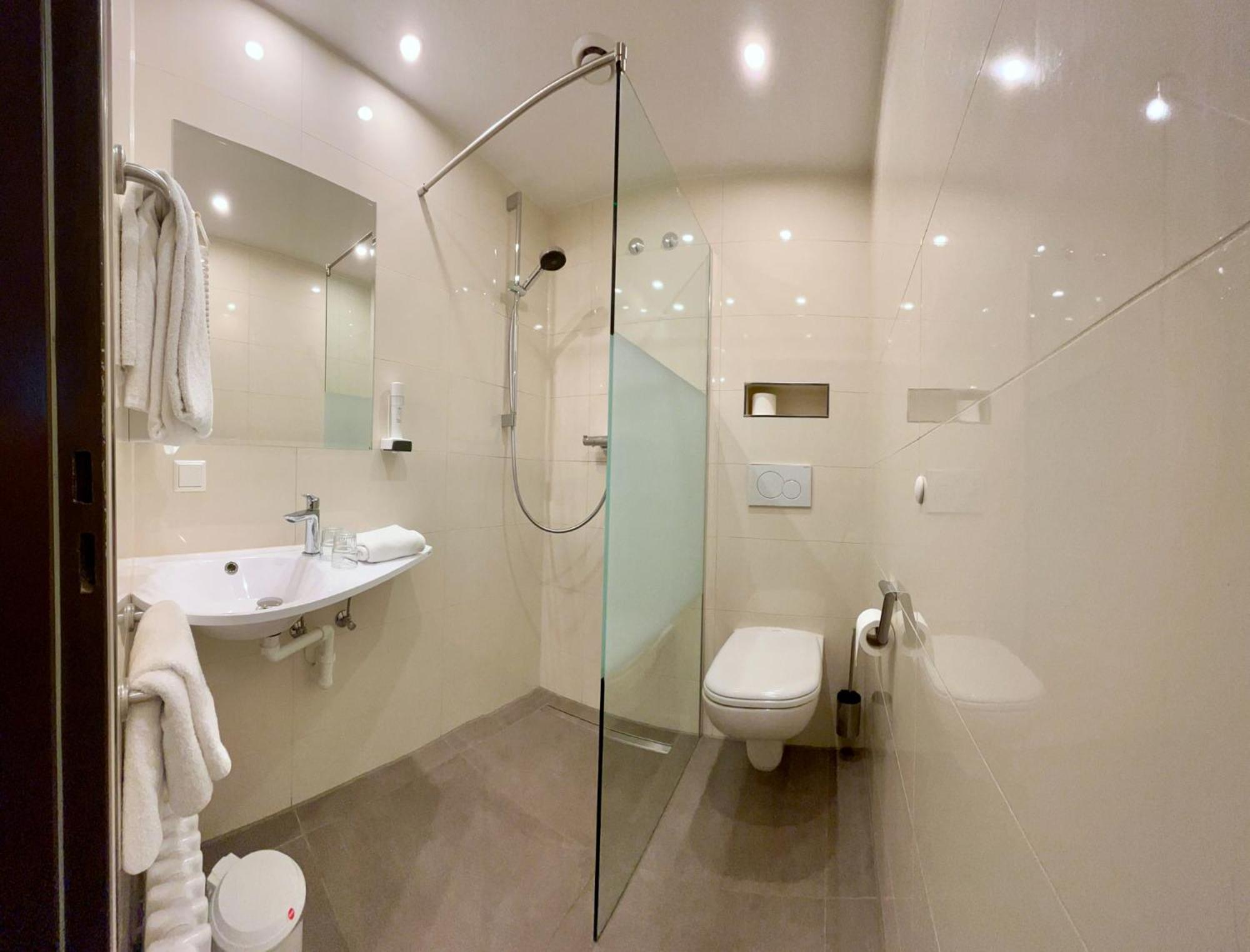 Seligweiler & Restaurant Отель 3*