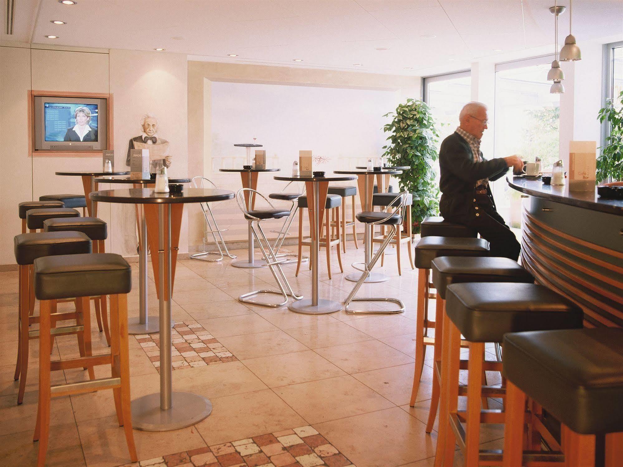 Seligweiler & Restaurant Hotel 3*